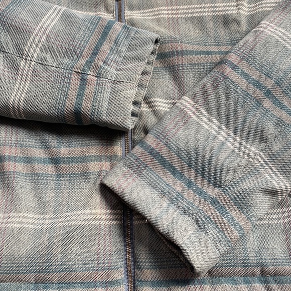 Prana Showdown Down Jacket Plaid Insulated Bayou Blue Medium - Picture 9 of 14